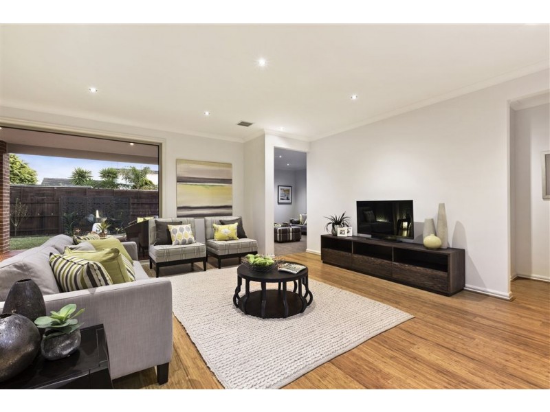 26 Charlton Street, Mount Waverley VIC 3149