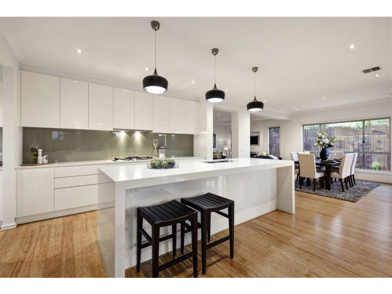 26 Charlton Street, Mount Waverley VIC 3149