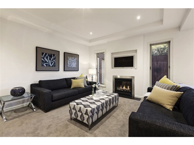 26 Charlton Street, Mount Waverley VIC 3149