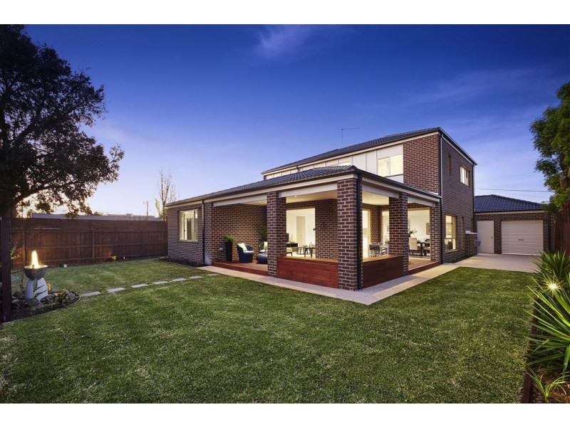 26 Charlton Street, Mount Waverley VIC 3149