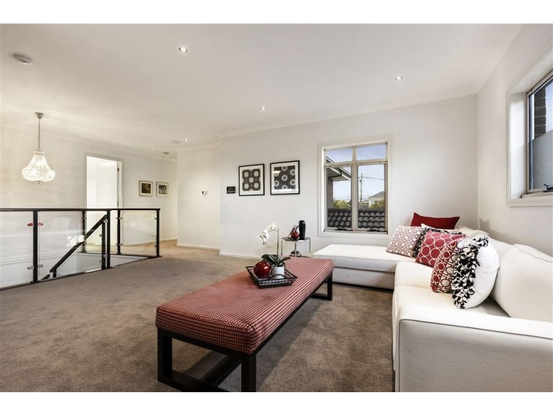 26 Charlton Street, Mount Waverley VIC 3149