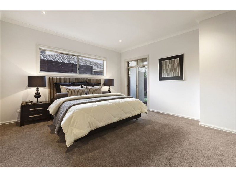 26 Charlton Street, Mount Waverley VIC 3149