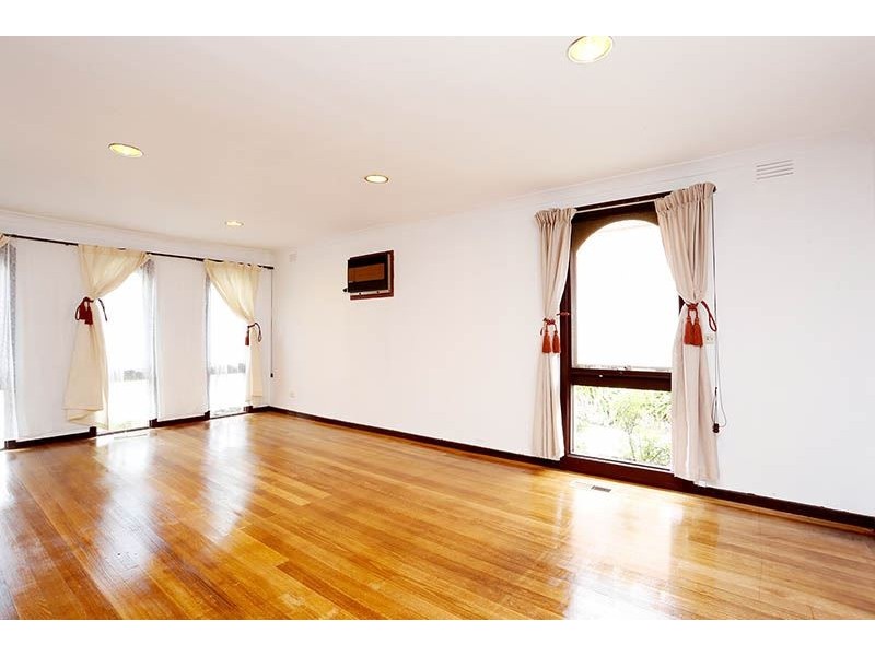 55 Camelot Drive, Glen Waverley VIC 3150