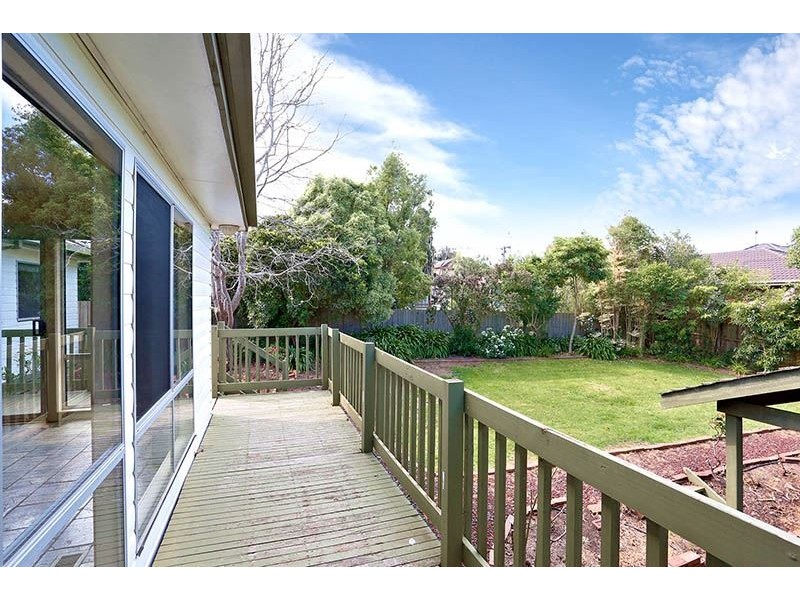 34 Cratloe Road, Mount Waverley VIC 3149