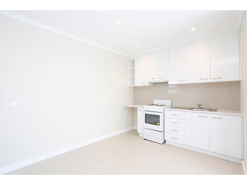 17 Wilson Road, Glen Waverley VIC 3150