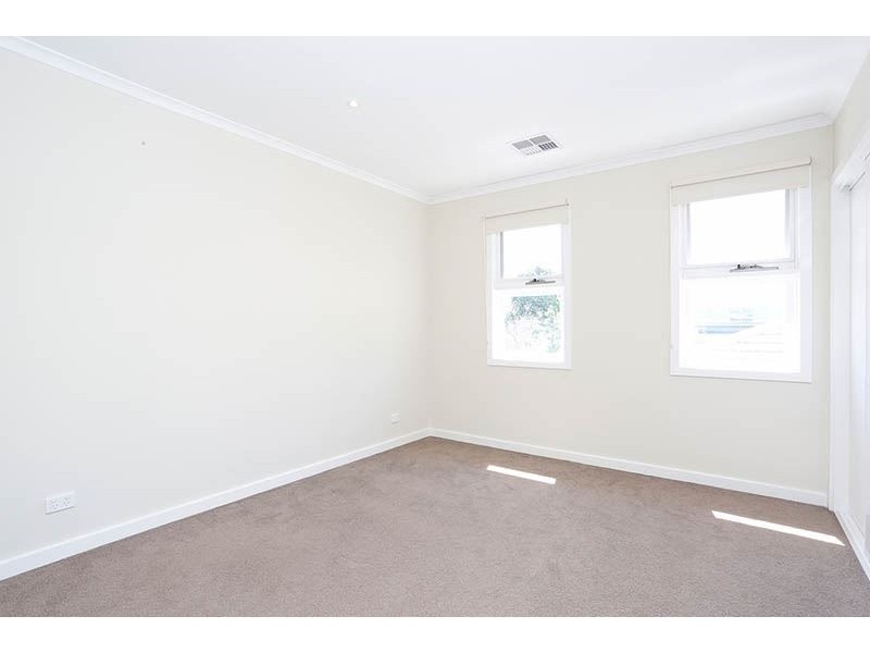 17 Wilson Road, Glen Waverley VIC 3150