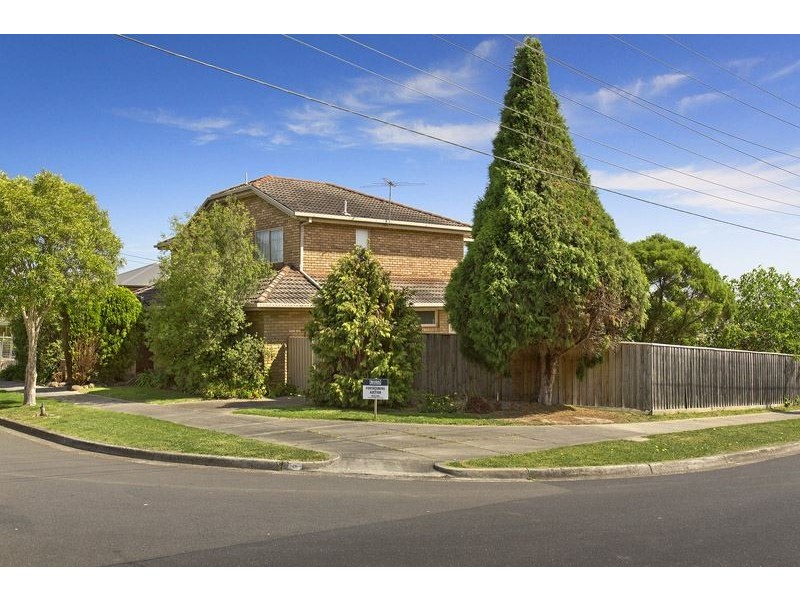 1 Holly Green Drive, Wheelers Hill VIC 3150
