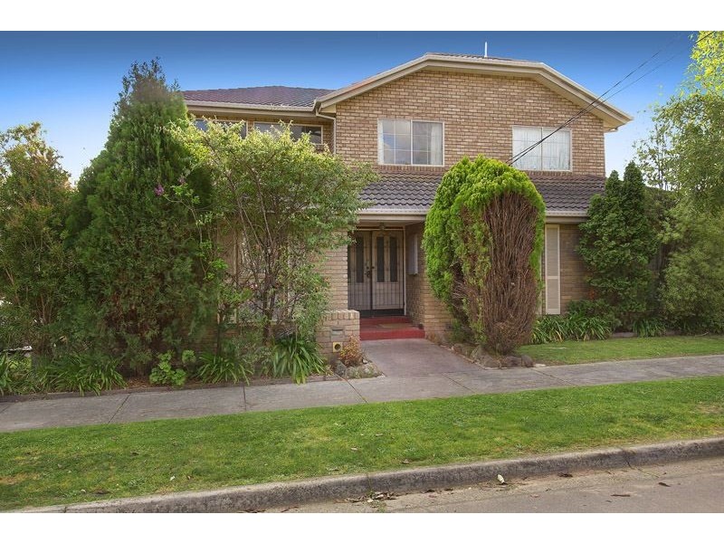 1 Holly Green Drive, Wheelers Hill VIC 3150