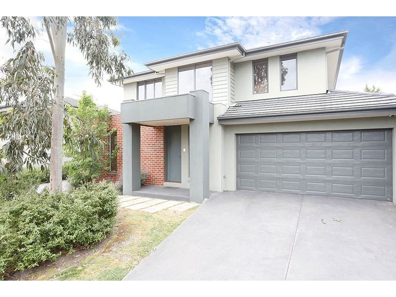 4/2 Montpellier Road, Burwood VIC 3125