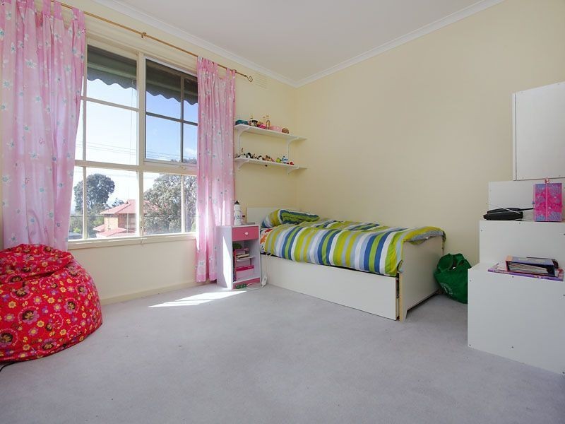 52 Remington Drive, Glen Waverley VIC 3150