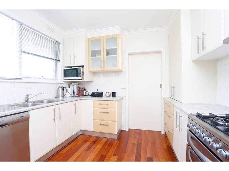 22 Viggers Parade, Glen Waverley VIC 3150