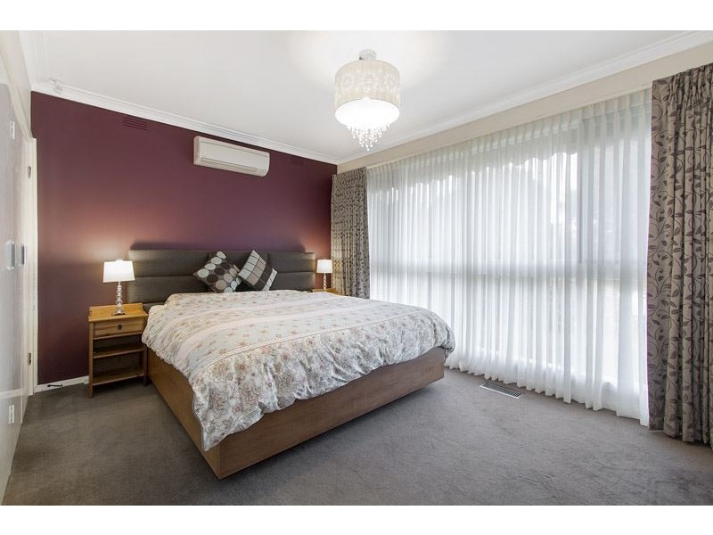 63 Cootamundra Drive, Wheelers Hill VIC 3150