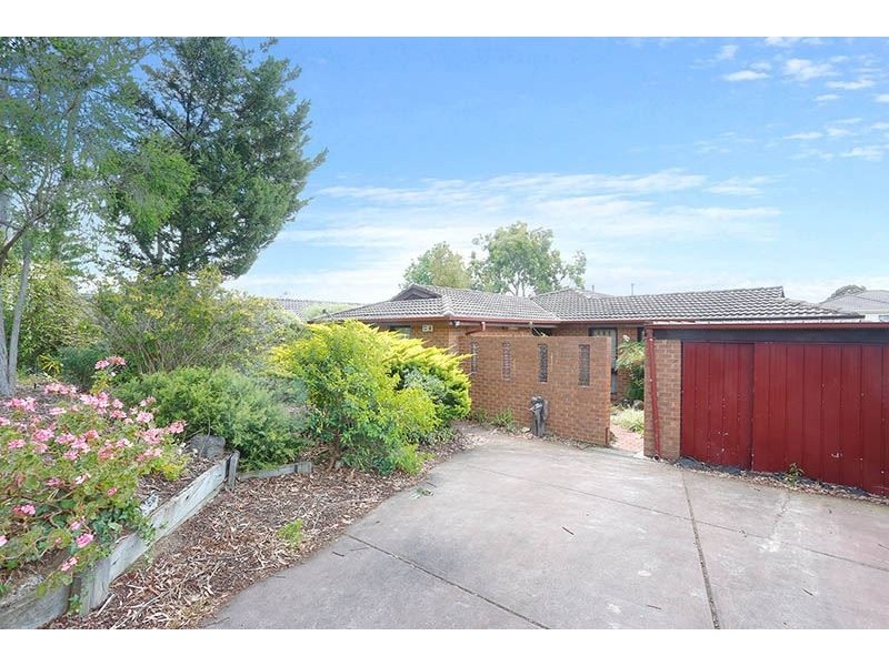 879 Waverley Road, Glen Waverley VIC 3150