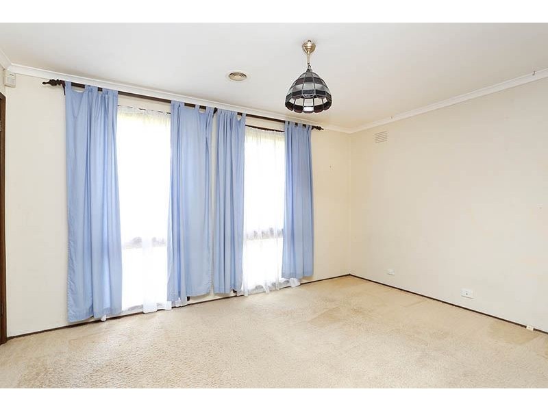 879 Waverley Road, Glen Waverley VIC 3150