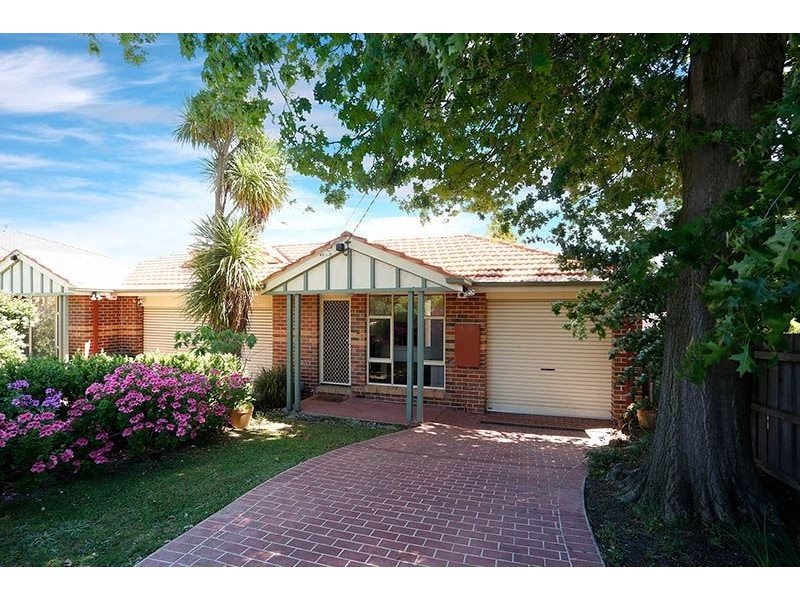 23 Dunscombe Avenue, Glen Waverley VIC 3150