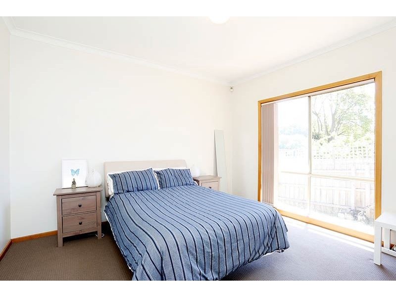 23 Dunscombe Avenue, Glen Waverley VIC 3150