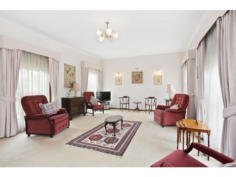 2/1 Baringa Street, Mount Waverley VIC 3149