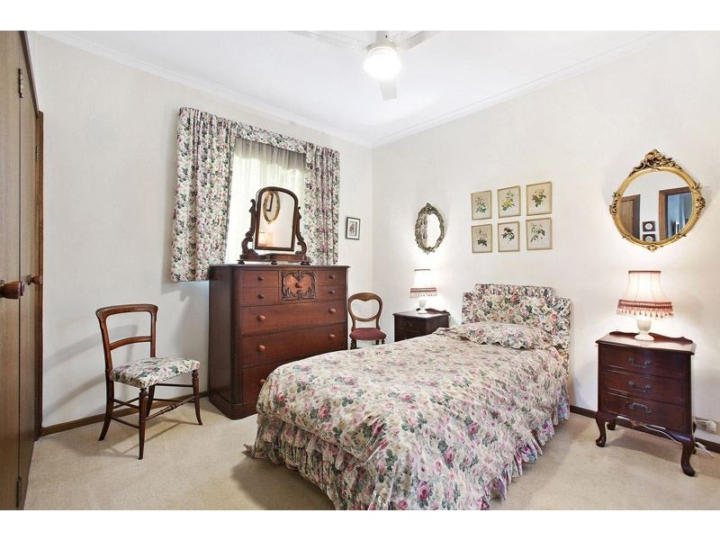 2/1 Baringa Street, Mount Waverley VIC 3149