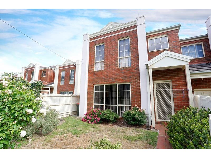 53 Coleman Parade, Glen Waverley VIC 3150