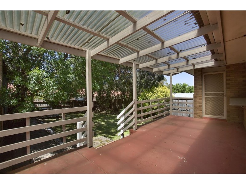 16 Kinnoull Grove, Glen Waverley VIC 3150