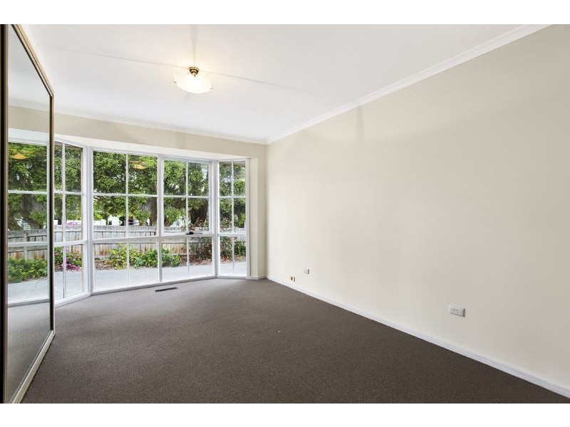 1/1 Mudgee Street, Burwood East VIC 3151