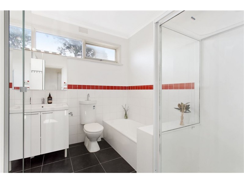 1 Fir Court, Mount Waverley VIC 3149