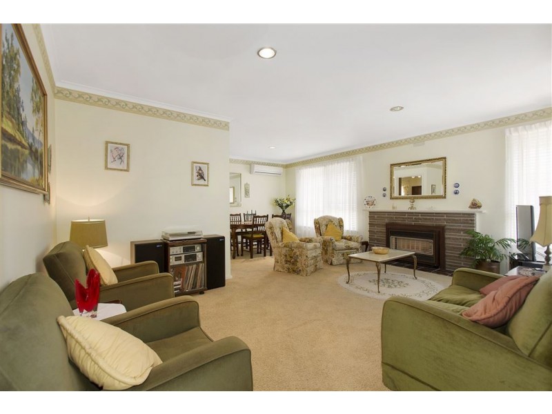 30 Tamarisk Avenue, Glen Waverley VIC 3150