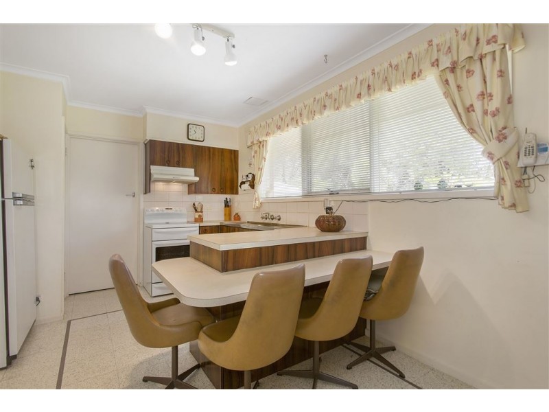 30 Tamarisk Avenue, Glen Waverley VIC 3150
