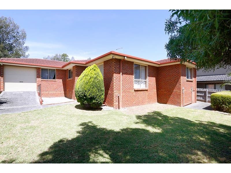 9 Watsons Road, Glen Waverley VIC 3150