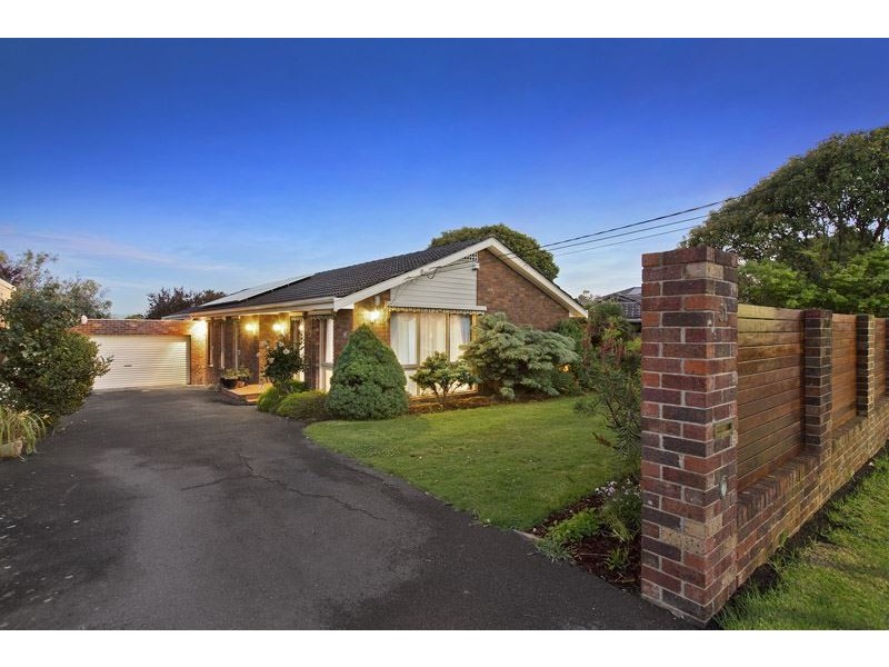 31 Vinen Road, Scoresby VIC 3179