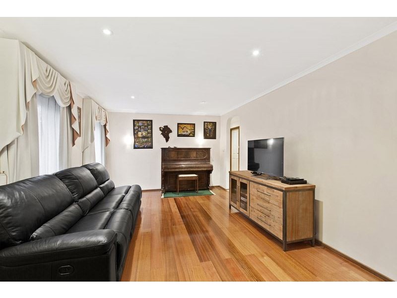 31 Vinen Road, Scoresby VIC 3179