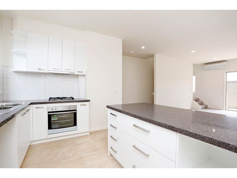 4/31 High Street, Bayswater VIC 3153