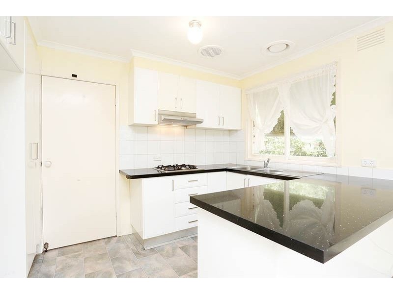 116 Capital Ave, Glen Waverley VIC 3150