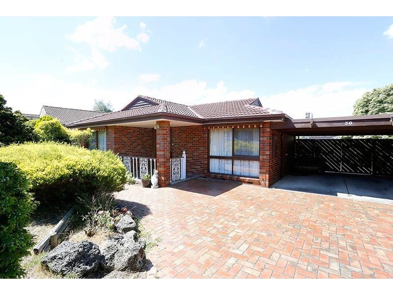 30 Bramley Crescent, Wheelers Hill VIC 3150