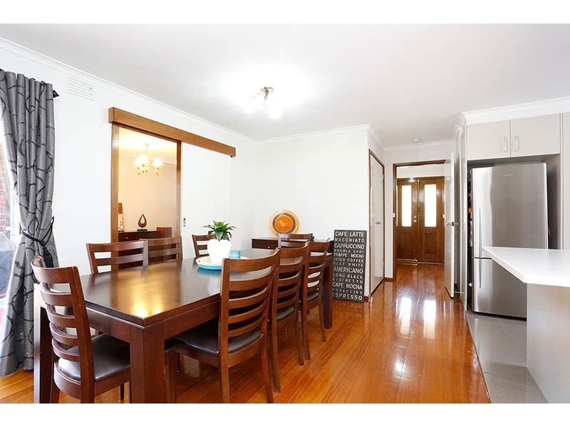 30 Bramley Crescent, Wheelers Hill VIC 3150