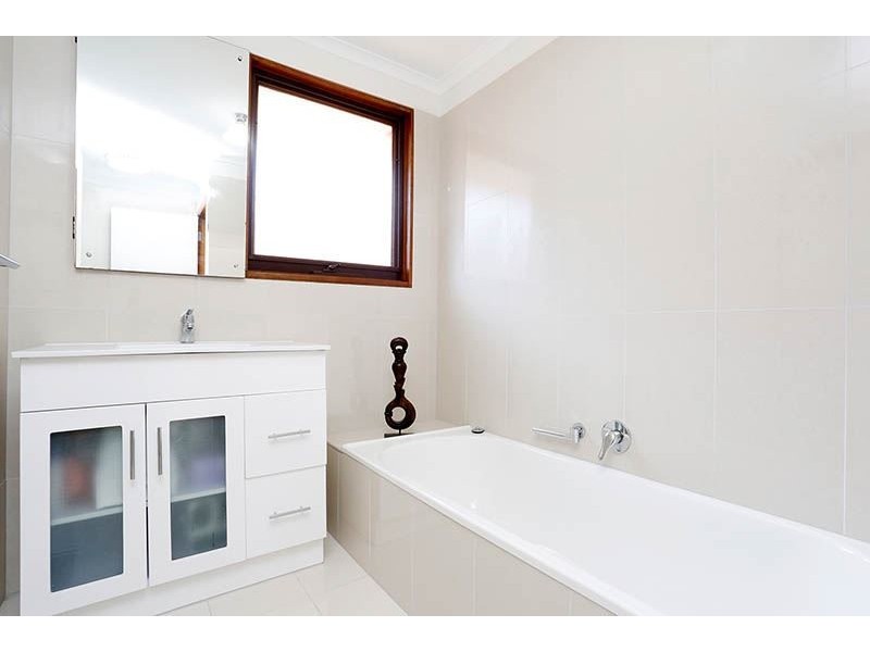 30 Bramley Crescent, Wheelers Hill VIC 3150