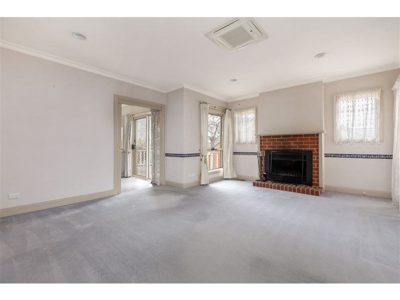 2/11 View Road, Glen Waverley VIC 3150