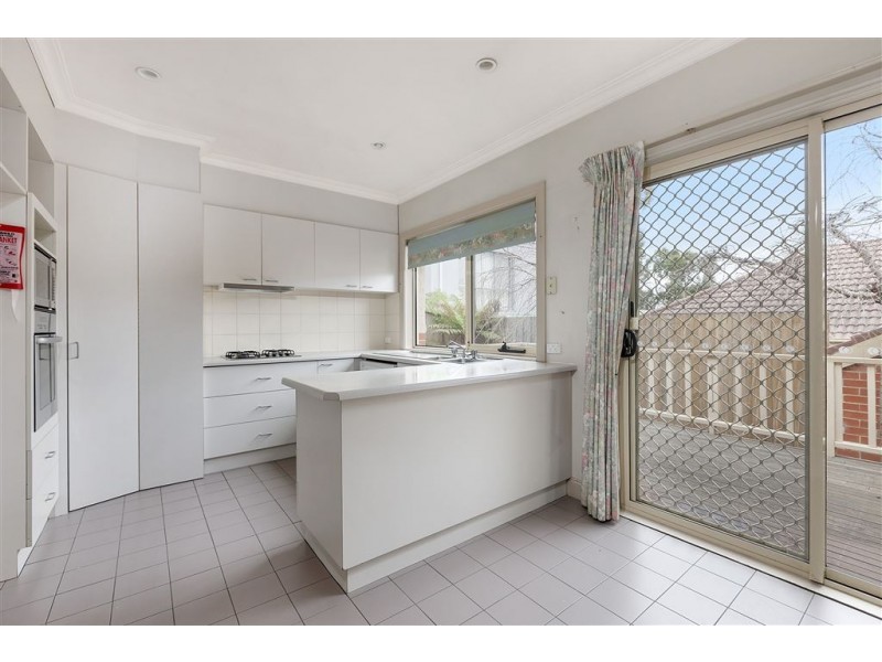 2/11 View Road, Glen Waverley VIC 3150
