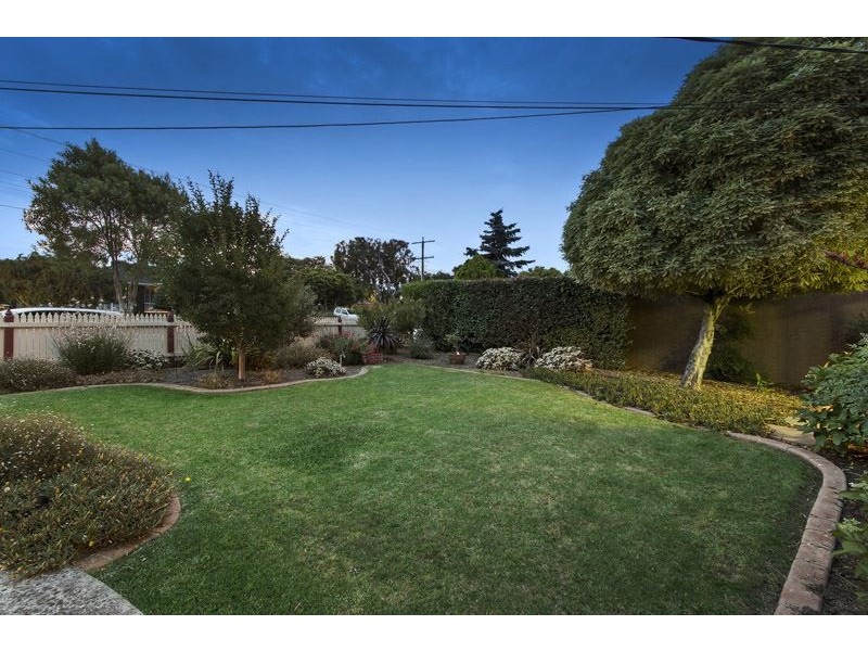 5 Anora Crescent, Mulgrave VIC 3170