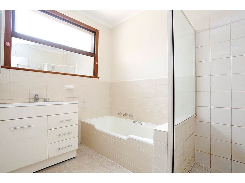 265 Gallaghers Road, Glen Waverley VIC 3150