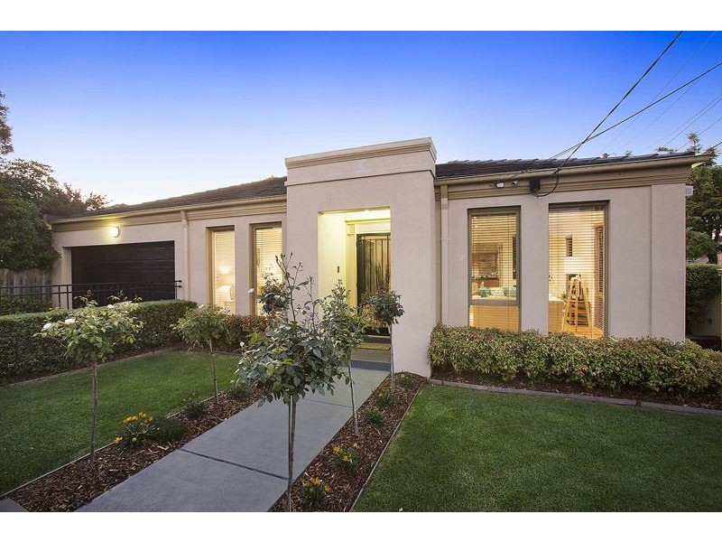 1 Kerrie Road, Glen Waverley VIC 3150