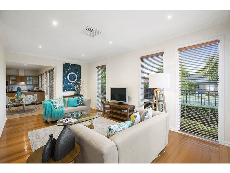 1 Kerrie Road, Glen Waverley VIC 3150