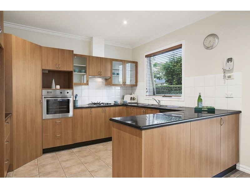 1 Kerrie Road, Glen Waverley VIC 3150