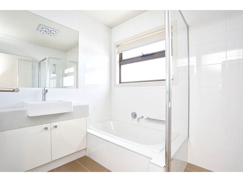 5B Lemana Cres, Mount Waverley VIC 3149