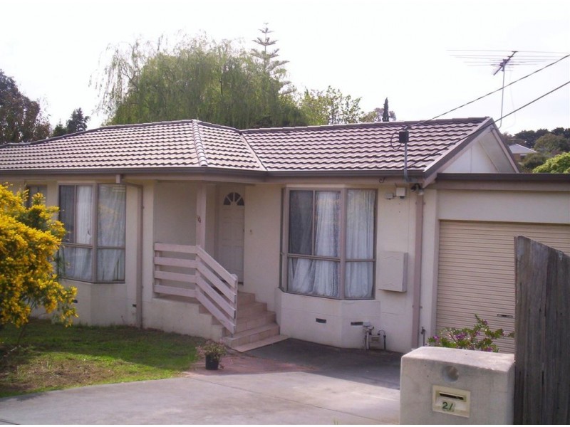 2/4 Somers Court, Glen Waverley VIC 3150