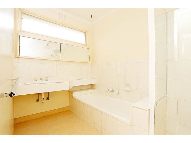 86 Capital Avenue, Glen Waverley VIC 3150