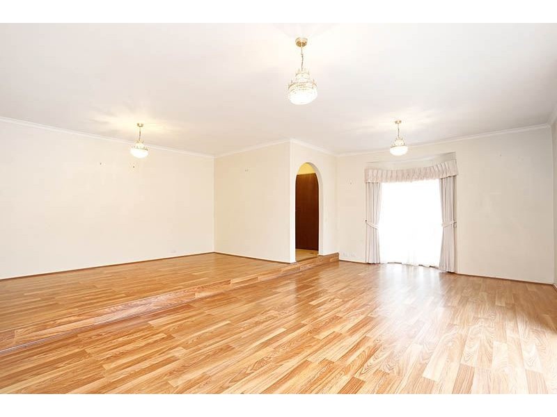 86 Capital Avenue, Glen Waverley VIC 3150