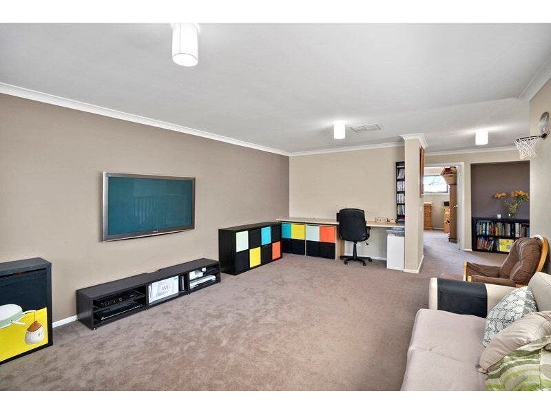 22 Mavista Avenue, Glen Waverley VIC 3150