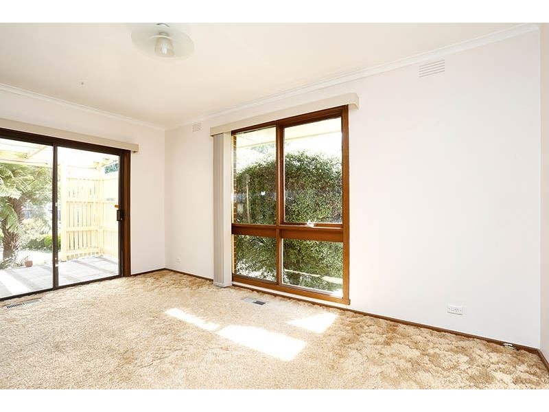 20 Chivalry Avenue, Glen Waverley VIC 3150