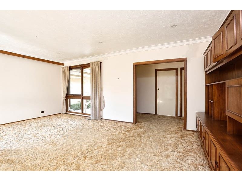 20 Chivalry Avenue, Glen Waverley VIC 3150